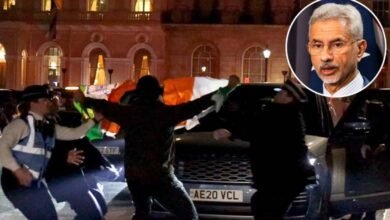 Khalistan Supporters Surrounded Jaishankars Car in London Tore Indian Flag