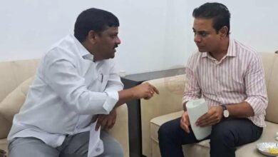 MLC Teenmaar Mallanna Meets KTR and Akbaruddin Owaisi Significant Political Development in Telangana