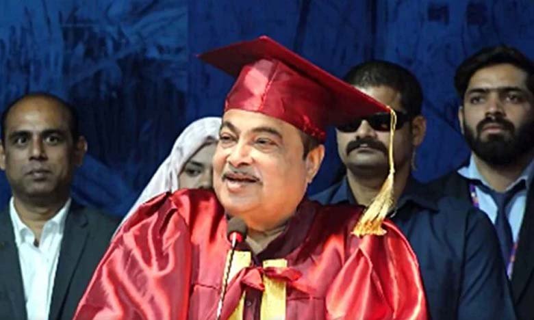 Nitin Gadkari Encourages Muslims to Join Civil Services for Societys Benefit